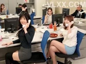 Trước ngày cưới, cô vợ trẻ ngoại tình và bị bạn thân của bạn thân quan hệ