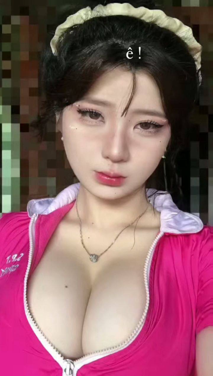 Mong muốn Người phụ nữ đã kết hôn quyến rũ Chú